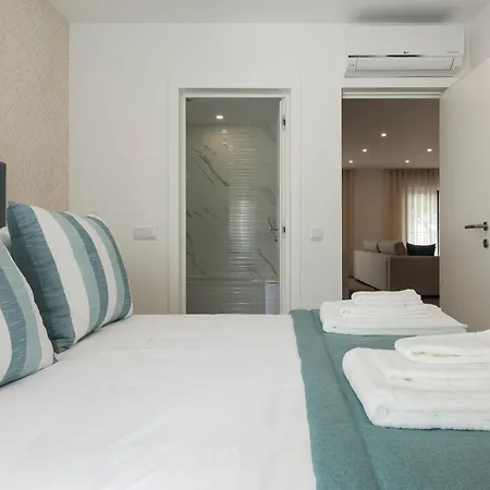 Apartment Orange Boutique - Casa Luis Camoes With Private Terrace